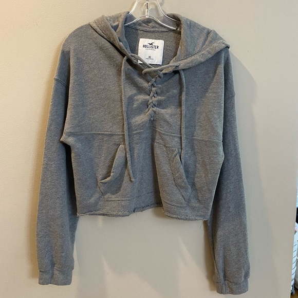 Hollister Tops - Holister cropped size XS grey hoodie {110}